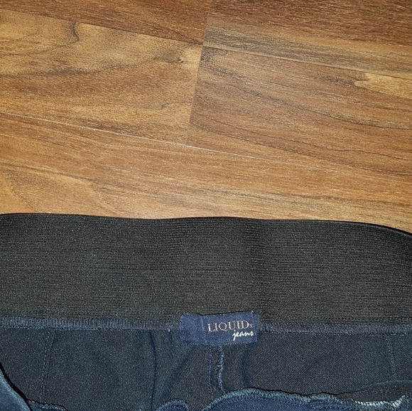 Jeans - Picture 2 of 3